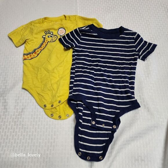 🏖 18 Months Baby Infant Toddler Short Sleeved Snap Onesies Tops Shirts - Picture 1 of 3